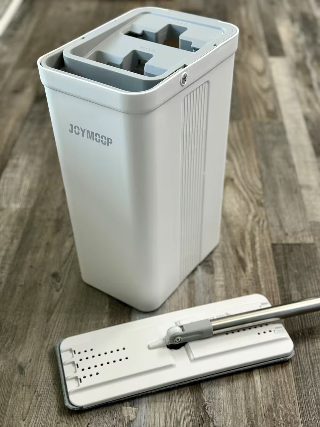 ممسحة أرضية ذكية مع دلو لغسل وتنشيف الأرضية بلا ما تلمس الماء بيديك!